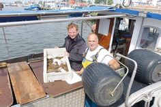 CDU-Bundestagsabgeordneter Ingo Gädechens zu Gast auf einem Fischkutter.