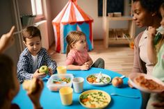 In den Kindertagesstätten und Schulen können die Kinder weiterhin zum gewohnten Preis essen.