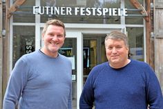 Festspiele-Geschäftsführer Falk Herzog (rechts) freut sich, dass Marcel Landgrebe die Produktionsleitung der Eutiner Festspiele übernimmt.