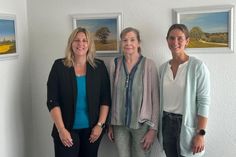 Bild: Christiane Helbing-Gloger (Mitte), Doreen van Bühren (rechts), Ivonne Köhn (links)