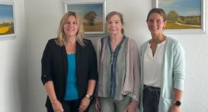 Bild: Christiane Helbing-Gloger (Mitte), Doreen van Bühren (rechts), Ivonne Köhn (links)