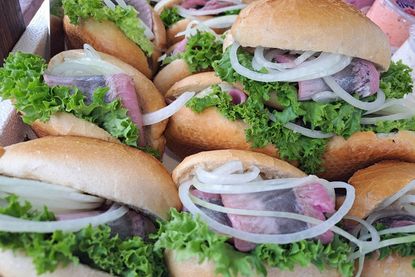 Matjesbrötchen.