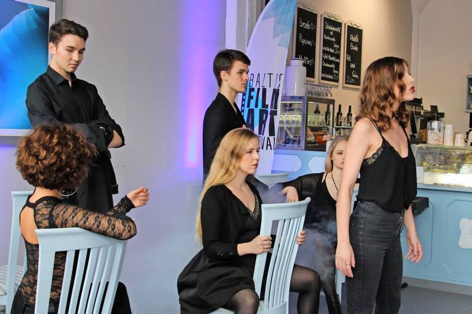 Schauspielschüler aus Hamburg zeigten ihr Können im Rahmen kleiner Musical-Performances.