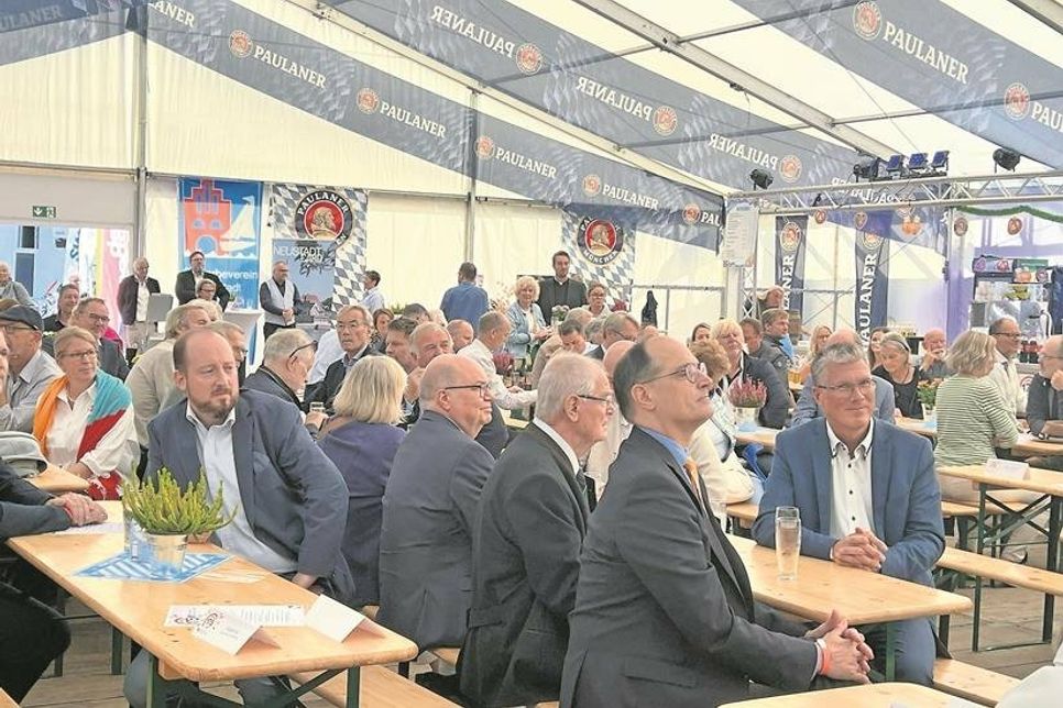 Viele Gäste besuchten den Jubiläumsempfang des Gewerbevereins.