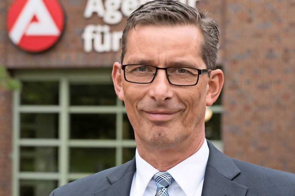 Markus Dusch von der Arbeitsagentur Lübeck empfiehlt, sich rechtzeitig zu informieren.