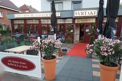 Im Syrtaki wird griechische Gastlichkeit gelebt - auch das einzigartige Buffet gehört dazu.