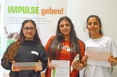Freuen sich über die Auszeichnung: Marieta Sahakyan, Sophie-Maria Grahl und Dilan Cacan.