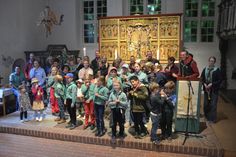 Feierlicher Abschluss: Nach mehreren Stunden Abenteuer wurden die erfolgreichen Teams beim Pfadfinder-Gottesdienst gebührend gefeiert.