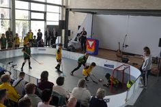 Die U13 Mannschaft des TSV Neustadt zeigte, warum sich Floorball steigender Beliebtheit erfreut.