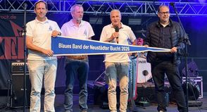 Übergabe „Blaues Band“.