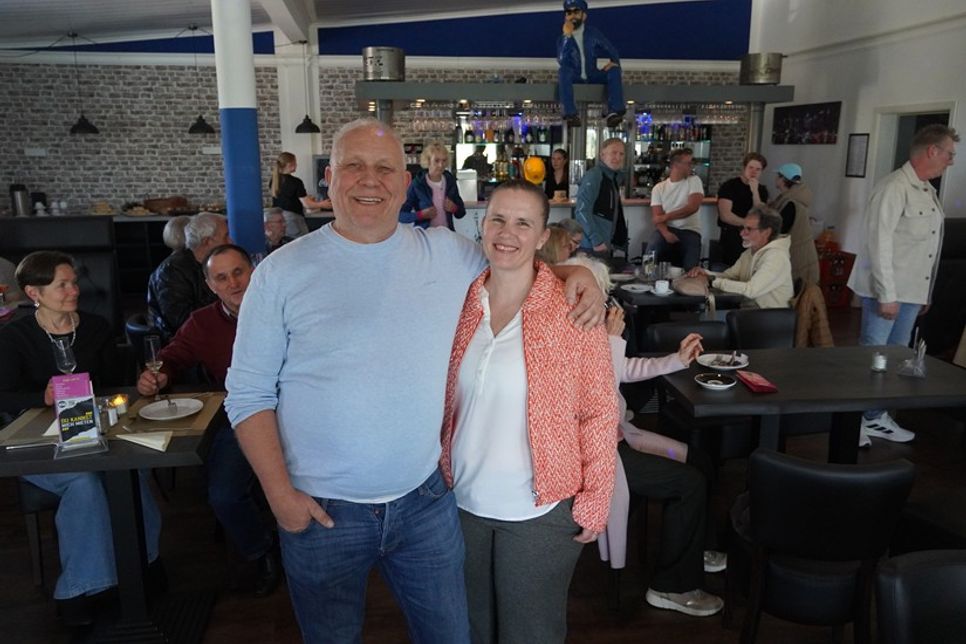 Inhaber Klaus Zilian mit Ehefrau Nicole während der offiziellen Eröffnung.