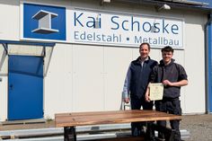 Firmeninhaber Kai Schoske (lks.) und Lennart Wiebe.