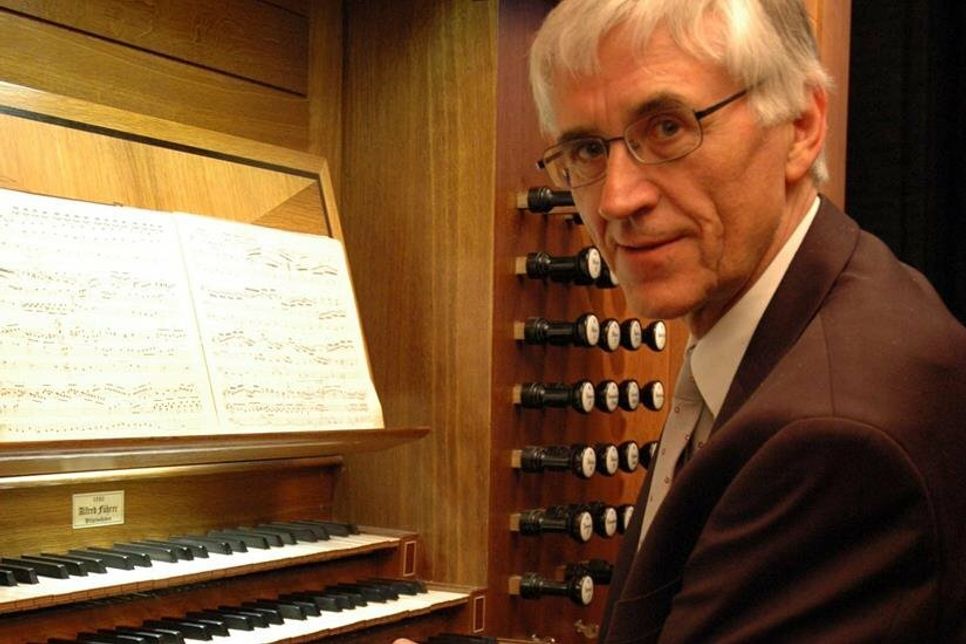 Prof. Ernst-Erich Stender.