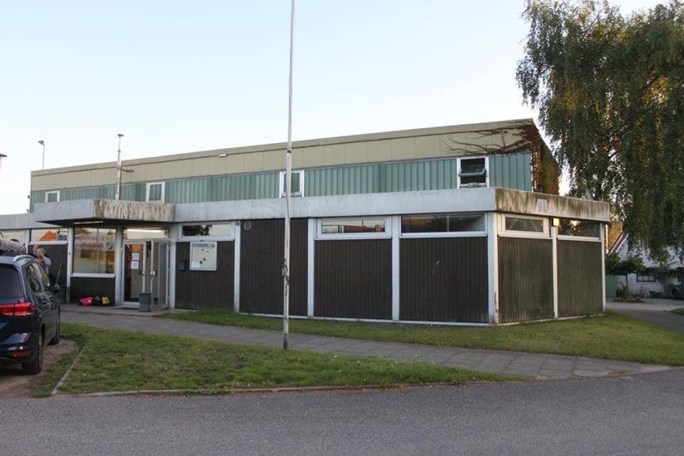 Die marode Mehrzweckhalle in Merkendorf soll durch einen Neubau ersetzt werden.