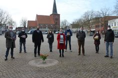Mano Salokat, Danny Seidel, Mirko Spieckermann, Natalia von Levetzow, Gabriela Bendfeldt, Arne Weber, Friedrich-Karl Kasten, Sabine Stryga und Frank Wilschewski (v. lks.) haben die Aktion ins Leben gerufen.