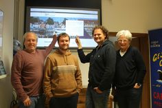 Präsentieren die neue Website: KJN-Vorsitzender Mano Salokat, Leiter Koordinierungs- und Fachstelle „Demokratie leben!“ Danny Seidel sowie Sebastian Bertram und Ragna Riensberg als Mitglieder der Digital-Gruppe (v. lks.).