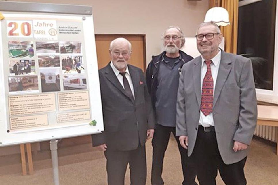 v.l.n.r.) Manfred Lucht (ehem. Vorsitzender), Hartwig Bauer (2. Vorsitzender) und Jörg Zander (1. Vorsitzender)