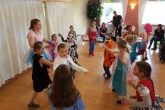 Beim Kinderfasching des TSV Süsel wurde viel getanzt.