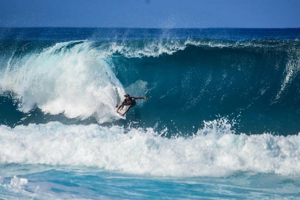 Von November bis März zieht Nazaré die wirklichen Big-Wave-Surfer aus der ganzen Welt an.