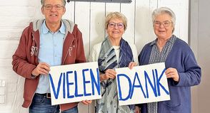 Hans-Ingo Gerwanski, Ingrid Berger und Angela Metzler mit eindeutiger Botschaft an den Zustifter.