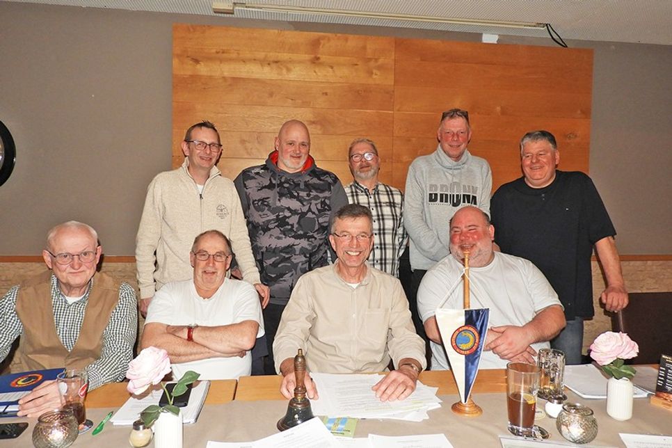 Ein kompetenter Vorstand mit dem Vorsitzenden Thomas Lensinger führt den Verein.