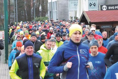 Rekordbeteiligung zum sportiven Jahresausklang für mehr Ausgeglichenheit beim Pönitzer Silvesterlauf 2024.