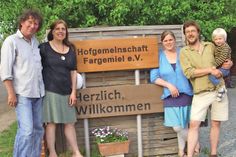 Rainer und Ursula Kargoll (lks.) haben gemeinsam mit Nele und Timo Wiechmann das neue Lebens- und Arbeitsprojekt in Fargemiel ins Leben gerufen.