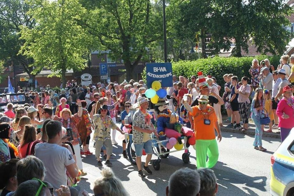 Ganze vorne dabei war der Karnevalverein Bi-Wa Altenkrempe.