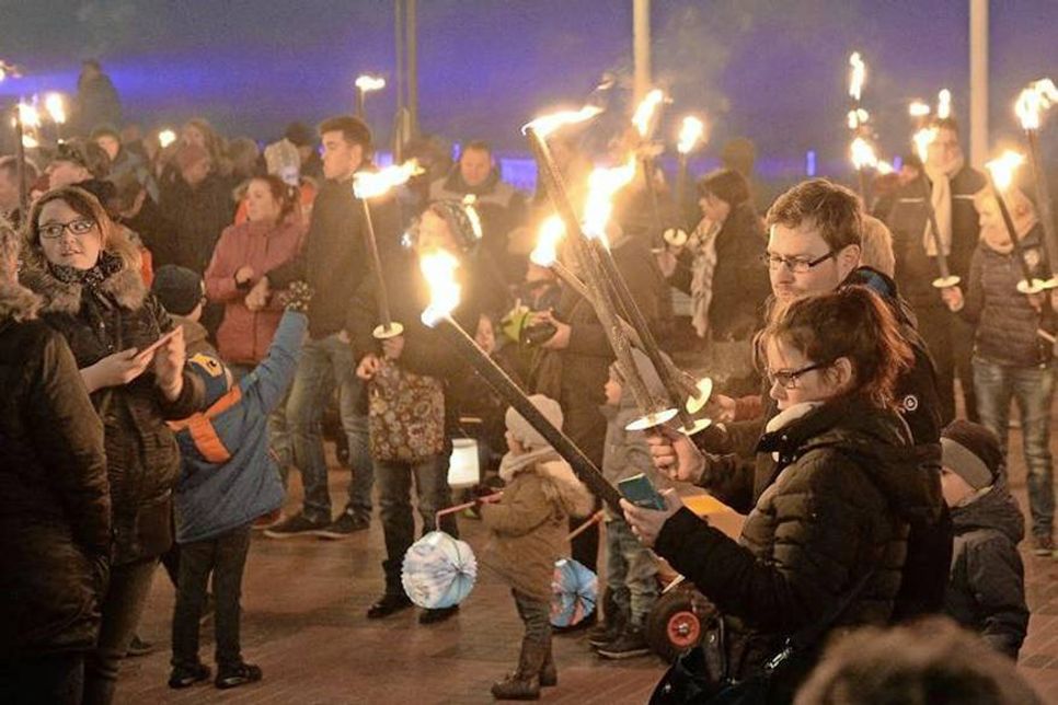 Mit der Fackelwanderung am Mittwoch, dem 18. Oktober endet die FarbenMeer-Woche.