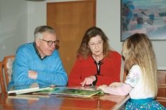 Angela Prühs von der Bürgerstiftung  und Hermann Roks von den seniorTrainern haben die Organisation der Lesepaten übernommen.