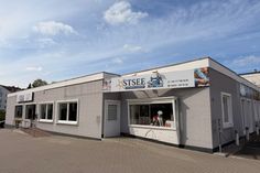 „Ostsee Textilservice & Schneiderei“ ist in der Straße Körnickerfeld 19 in Grömitz zu finden.