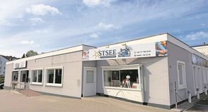 „Ostsee Textilservice & Schneiderei“ ist in Grömitz zu finden.