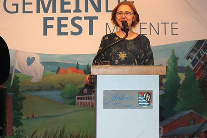 Pastorin Andrea Pistor plädierte für Gemeinsinn und Zuversicht.