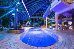 Herrlich relaxen und entspannen können unsere Leser auf Rügen in der großen Wellnessabteilung des Hotels direkt am Meer.