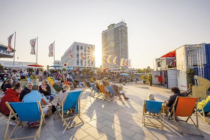 Travemünde lädt am langen Pfingst-Wochenende wieder zum SEEBADKULTUR.FESTIVAL ein.