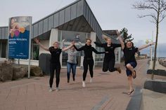Hoch motiviert und bester Laune begrüßt das Team des StrandSpa seine Gäste.