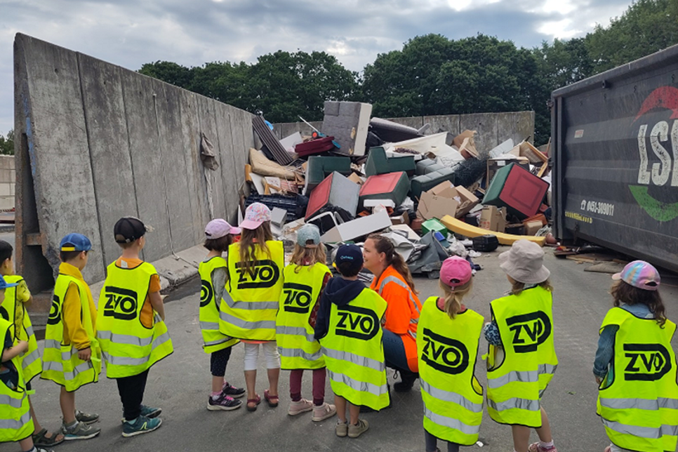 Die Bärengruppe hatte einen aufregenden Tag auf dem Recyclinghof.