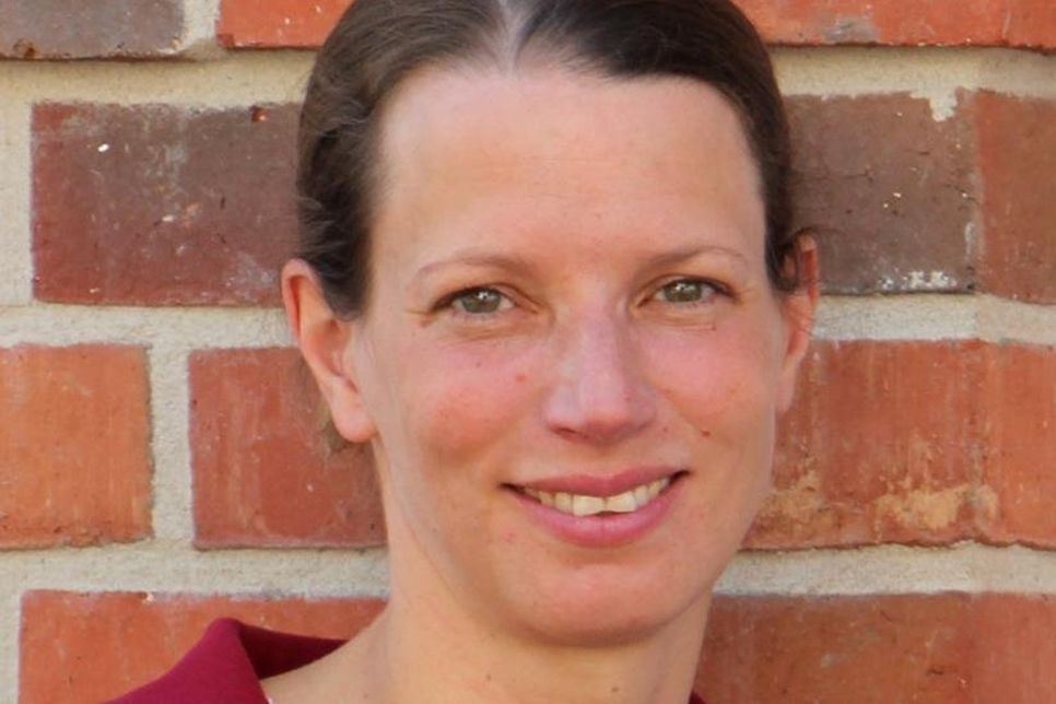 Dr. Inga Sophie Schade ist Humanmedizinerin und Osteopathin.