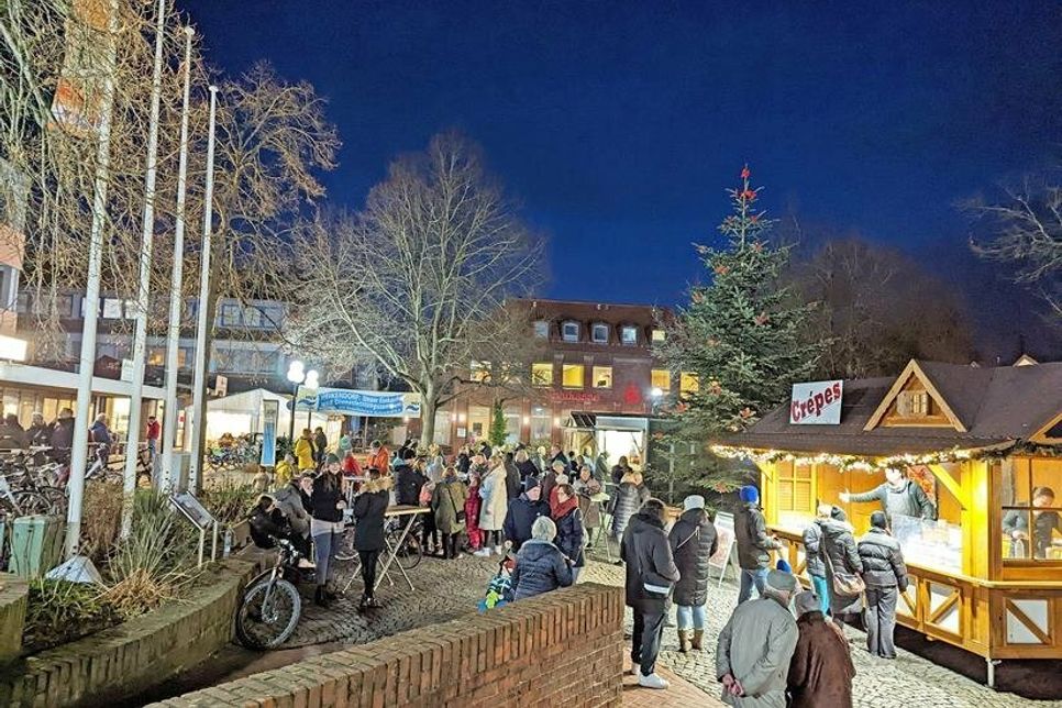 Der Heikendorfer Gewerbeverein HGV lädt zum gemeinsamen Einstimmen auf den Advent ein.