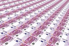 Insgesamt acht 500-Euro-Scheine waren dem 76-Jährigen verloren gegangen.