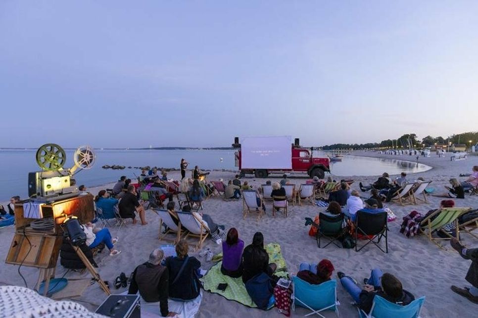 Das „Wanderkino“ macht auch in diesem Jahr wieder Halt am Strand.