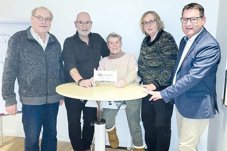 Der neue Vorstand der BfB Stodo (v.l.): Heiko Greve, Wolfgang Götsch, Renate Wentorf, Elke Simon und Frank Konzorr.