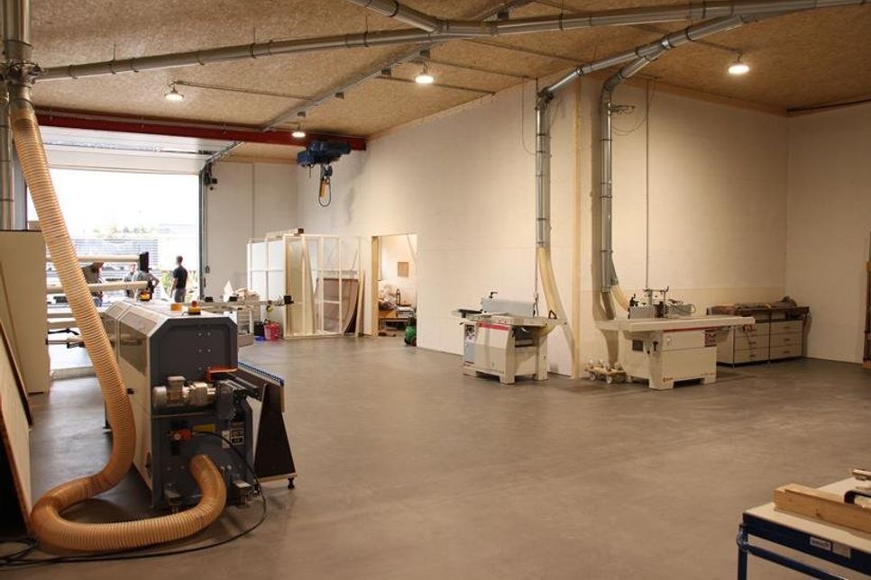 Die Halle in der Sierksdorfer Straße 16 bietet viel Platz für kreatives, fachgerechtes Arbeiten.