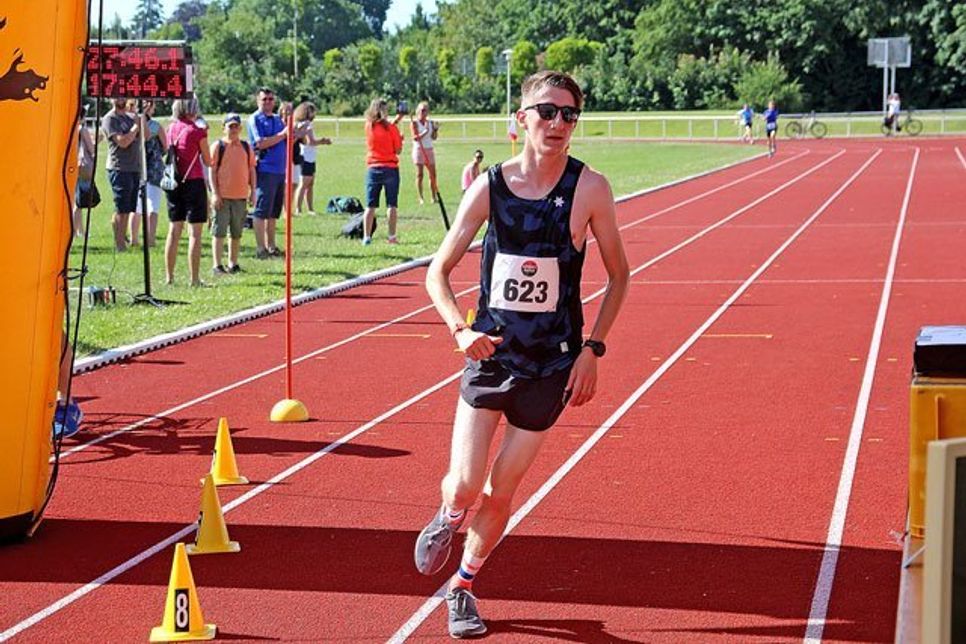 Sieger des 5 km-Laufs wurde Fabian Braun.