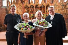 Pastor Burghard Kiersch, Marita Bergeest, Beate Ruge und Propst Dirk Süssenbach (v. lks.). (Foto: KKOH/Heinen)