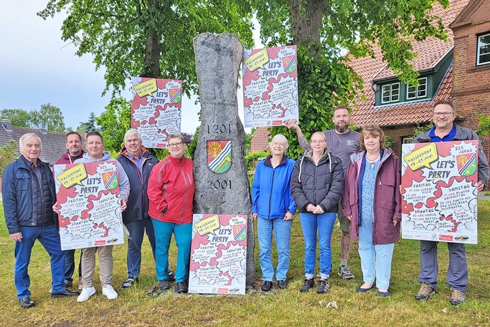 Seit einem Jahr laufen bereits die Planungen für das Festwochenende vom 19. bis 21. Juni anlässlich des 825-jährigen Bestehen des Ortes „Chuserestorp“. Nun gab das Organisations-Team auch das vielfältige Programm der drei tollen Tage für Bürger und Freund