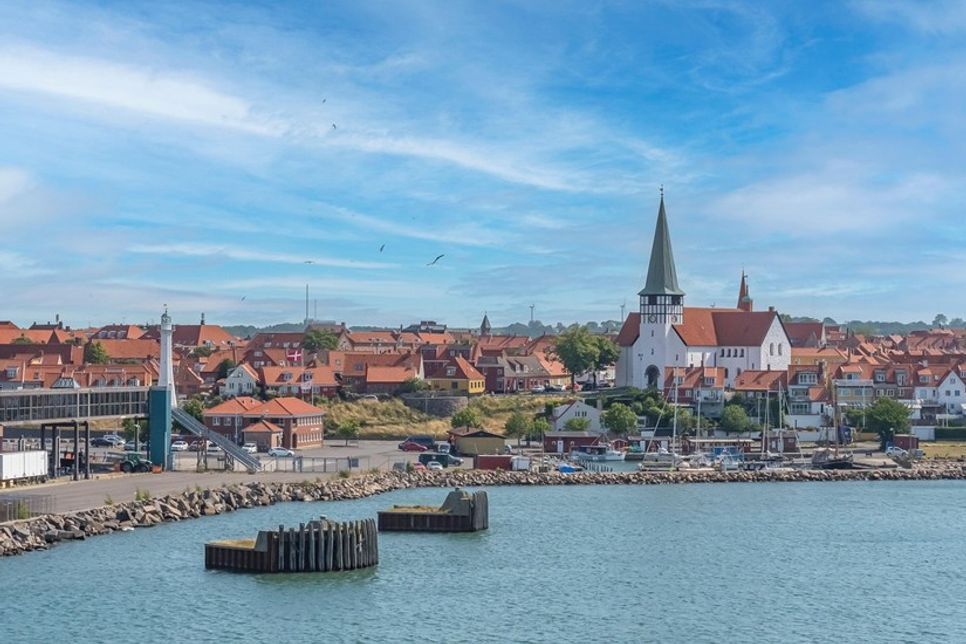 Der Hafen von Rønne ist der wichtigste Anlaufpunkt Bornholms und zugleich beginnt von hier aus der Weg in die Stadt.