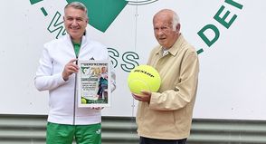 Gero Klinge wurde für 70 Jahre Mitgliedschaft geehrt.