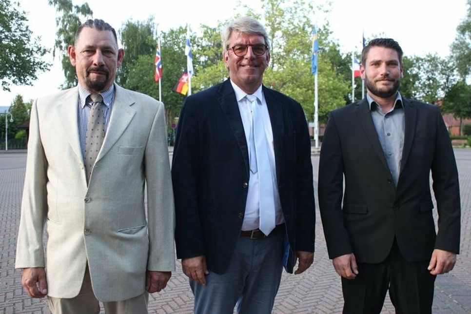 Die Vertreter des Bürgermeisters heißen Jan-Peter Hansen, Dr. Fabian Sell und Mathias Schmidt (v. lks.).