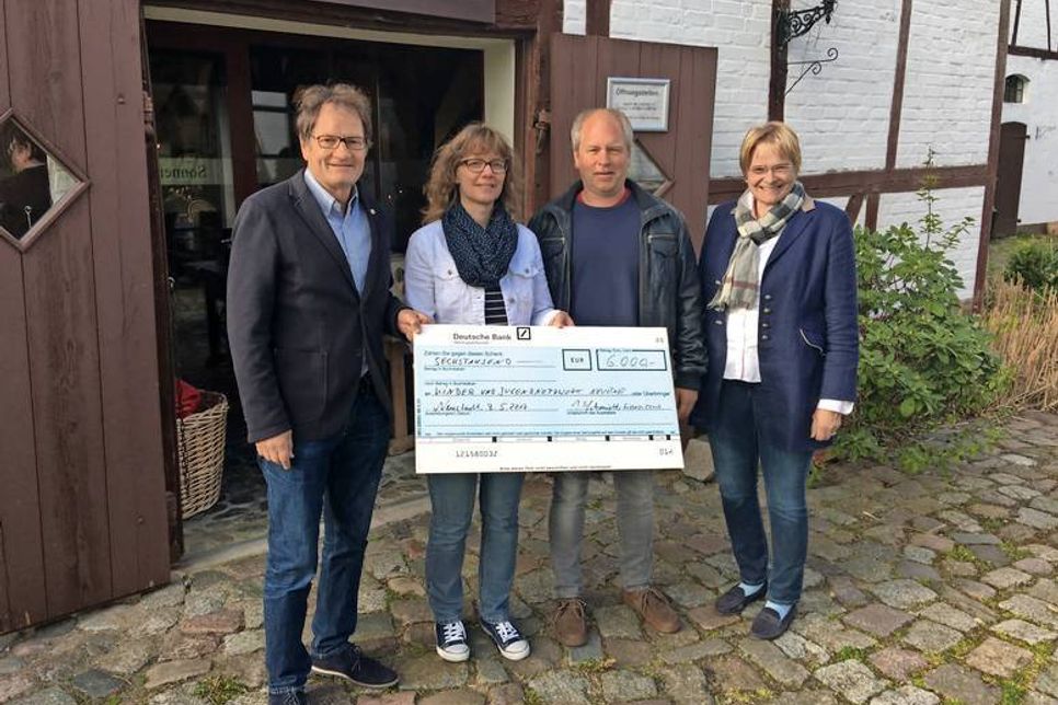 Jörg Schmidt, Sabine Stryga, Mano Salokat und Susanne Bimberg (v. lks.).